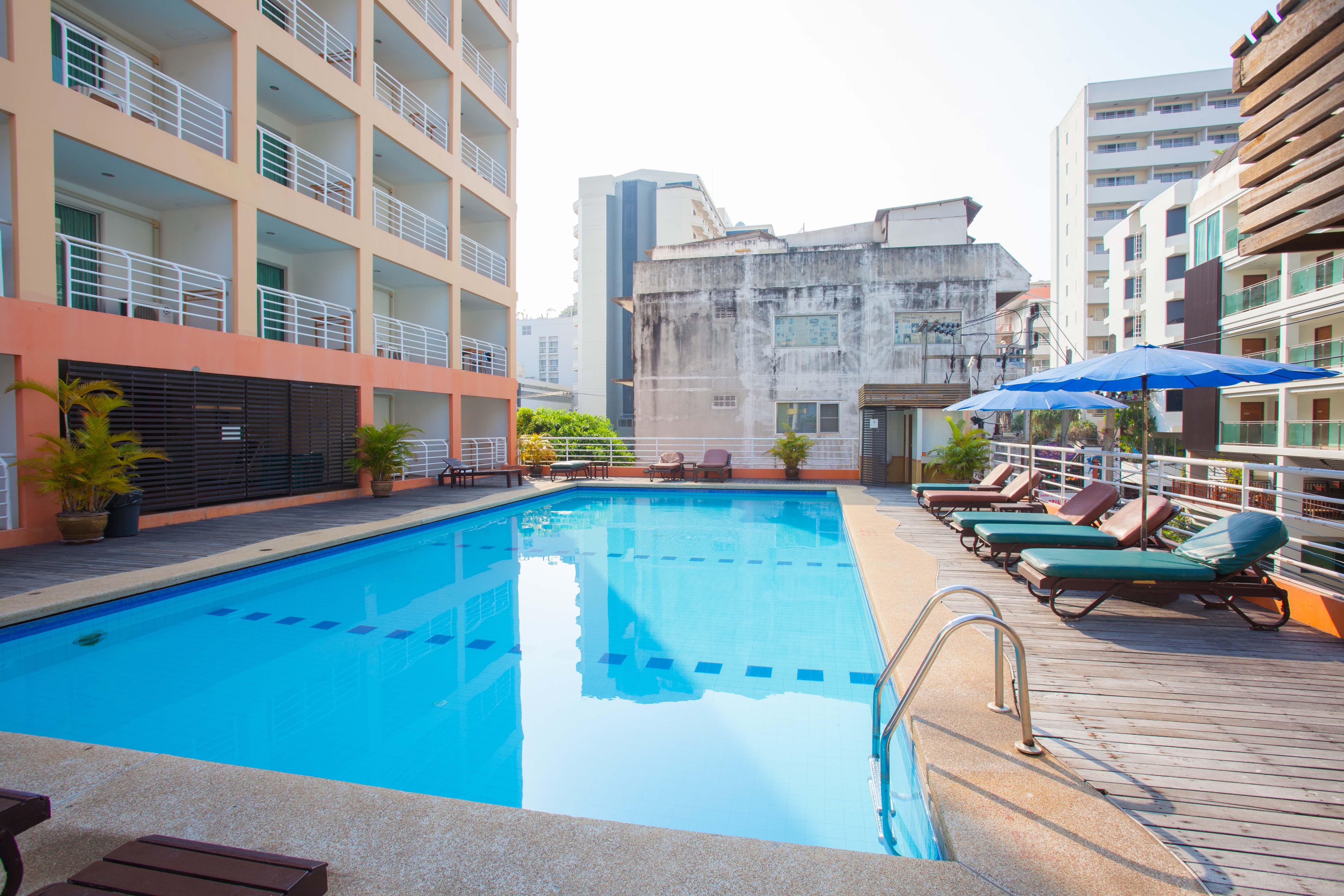 Eastiny Plaza Hotel Pattaya Exterior foto
