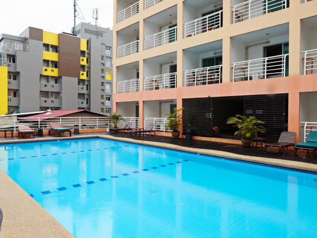 Eastiny Plaza Hotel Pattaya Exterior foto