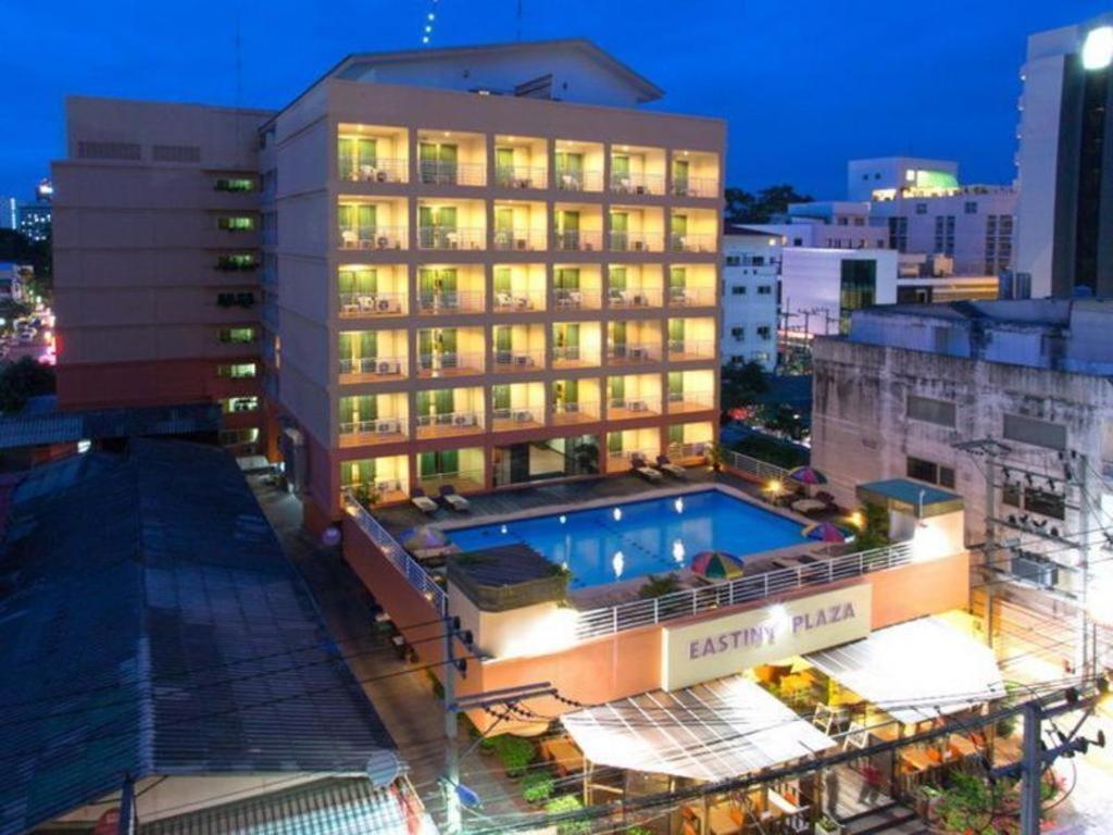 Eastiny Plaza Hotel Pattaya Exterior foto