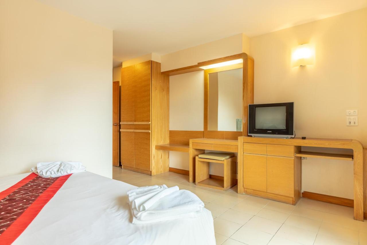 Eastiny Plaza Hotel Pattaya Exterior foto